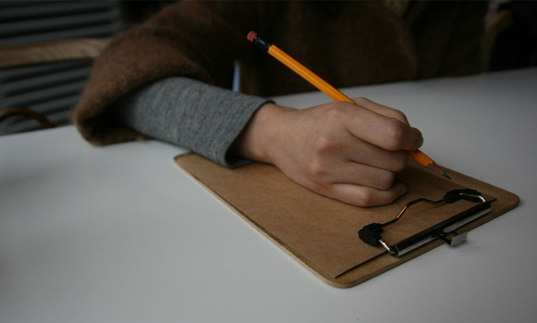 拉萨群主家文章代写案例